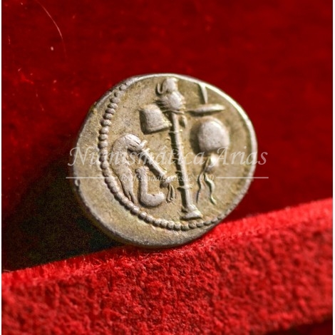 Julio César. Denario. Ceca militar móvil (54-51 a.C.) EBC+