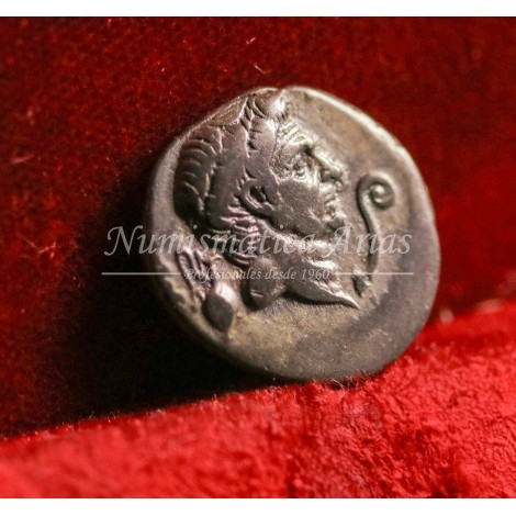 Roma imperatorial. Sexto Pompeyo. Denario (42-40 a.C.). Crawford 511/3a. MBC+.