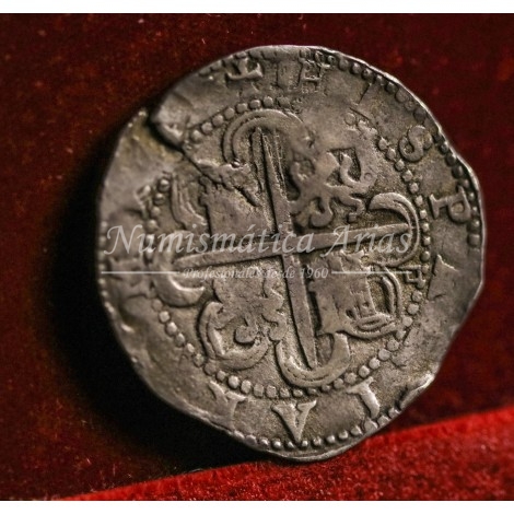 Felipe II. 8 reales. S/F. Sevilla. Ensayador: P tumbada. MBC