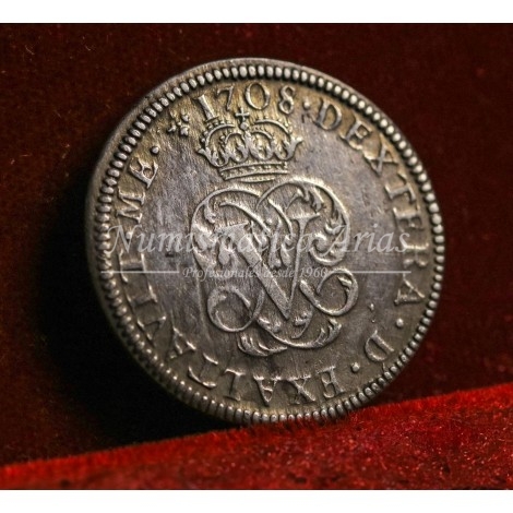 Felipe V. 2 reales. 1708. Segovia. Ensayador: Y coronada. EBC