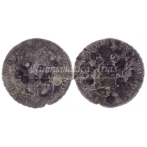 Felipe V. 8 reales. 1739. México. Ensayador: MF. BC+. Resellos orientales.