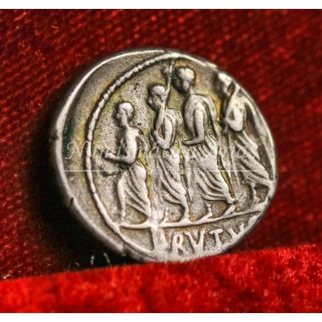 Brutus/Bruto. Denario (54 a.C.). EBC-