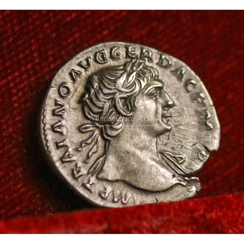 Trajano. Denario (117 d.C.) RIC. 115 var. EBC+.
