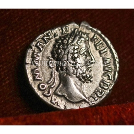 Cómodo. Denario (186 d.C.) RIC. 139. EBC+