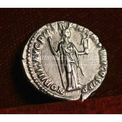 Cómodo. Denario (186 d.C.) RIC. 139. EBC+