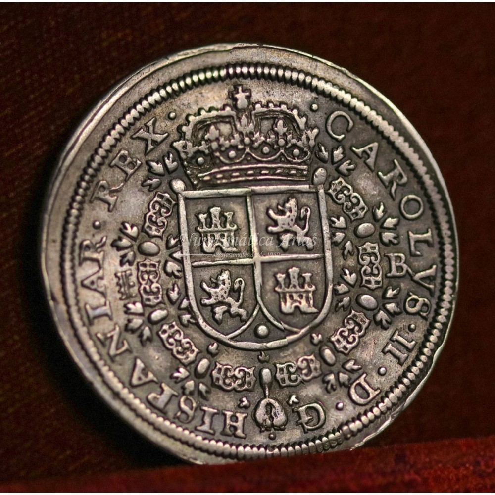 Carlos II. 8 Reales. 1687. Segovia. Tipo María. Ensayador: IBR en monograma. MBC+