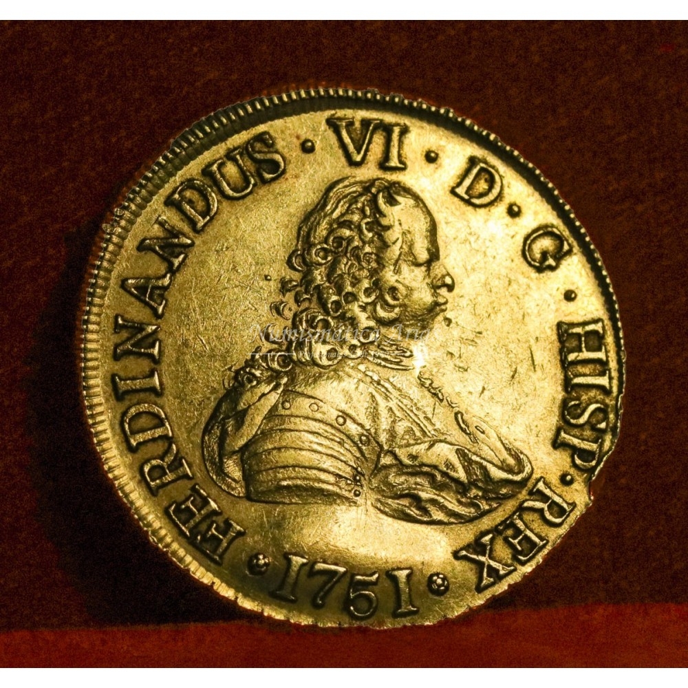 Fernando VI. 1751. 8 escudos. Santiago. Ensayador: J. EBC.
