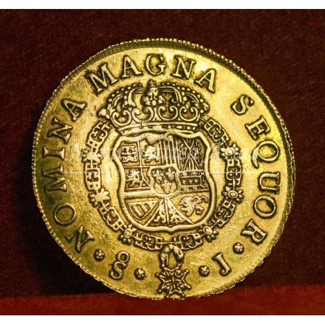 Fernando VI. 1751. 8 escudos. Santiago. Ensayador: J. EBC.