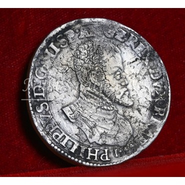 Felipe II. Escudo. 1559. Amberes. EBC-