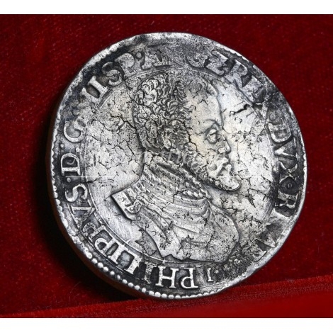 Felipe II. Escudo. 1559. Amberes. EBC-