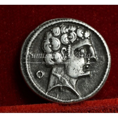 Arecoratas. Denario. 150-20 a.C. (AB-105). EBC-