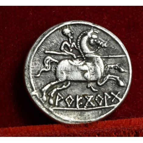 Arecoratas. Denario. 150-20 a.C. (AB-105). EBC-