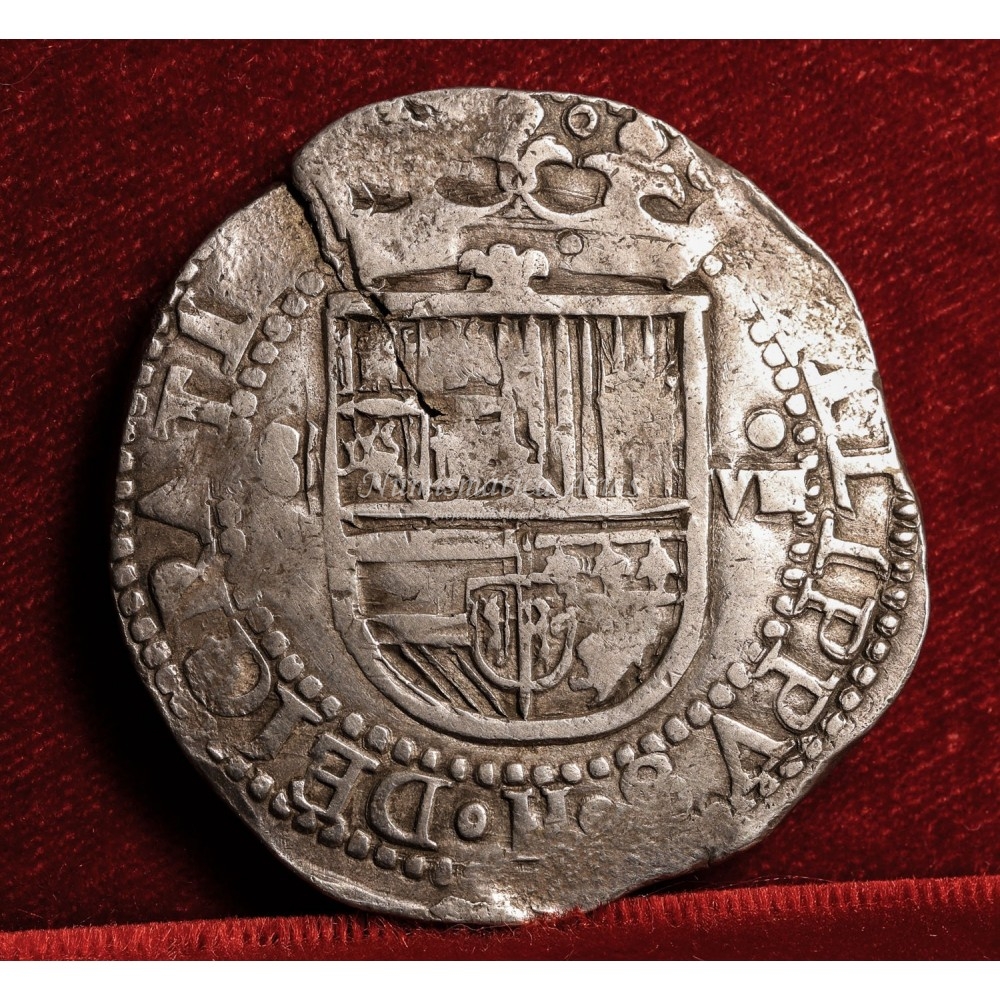 Felipe II. 8 reales. S/F. Sevilla. Ensayador: P tumbada. MBC