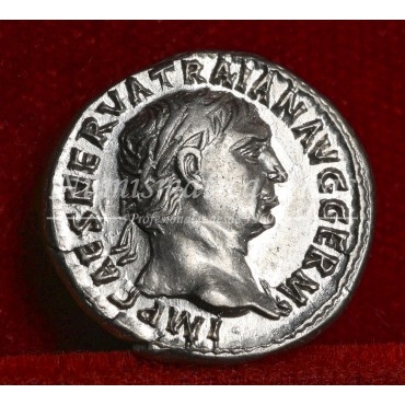 Trajano. Denario (101-102 d.C.) RIC. 49 var. SC-