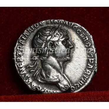 Trajano. Denario (116-117 d.C.) RIC. 361. EBC-