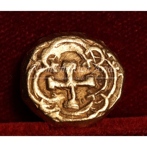 Felipe V. 1 escudo. N/V. Santa Fe de Nuevo Reino.