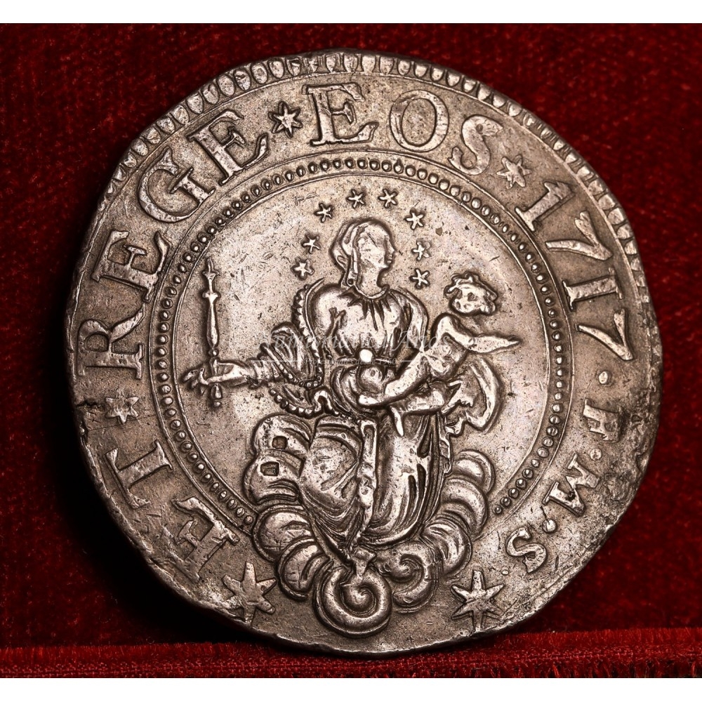 Génova. Escudo estrecho. 1717. MIR 294/74. Rarísimo (tan sólo 3 ejemplares conocidos).