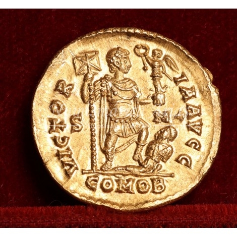 Arcadio. Sólido (393-395 d.C.) Sirmium. RIC 12c.